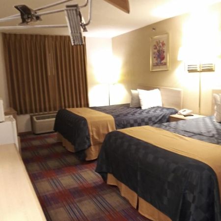 Americas Best Value Inn Champaign Ngoại thất bức ảnh