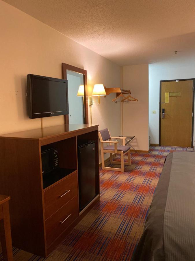 Americas Best Value Inn Champaign Ngoại thất bức ảnh