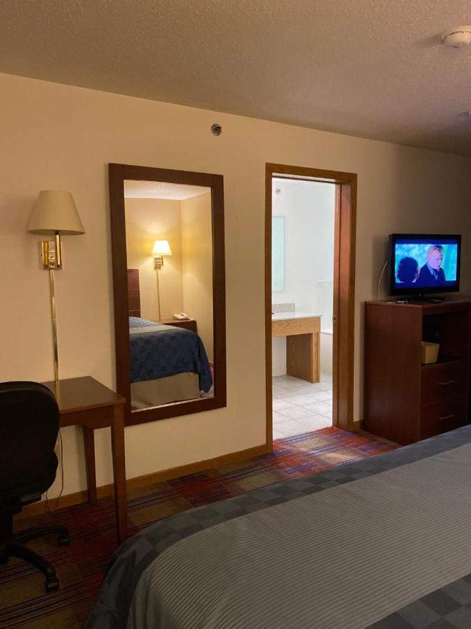 Americas Best Value Inn Champaign Ngoại thất bức ảnh
